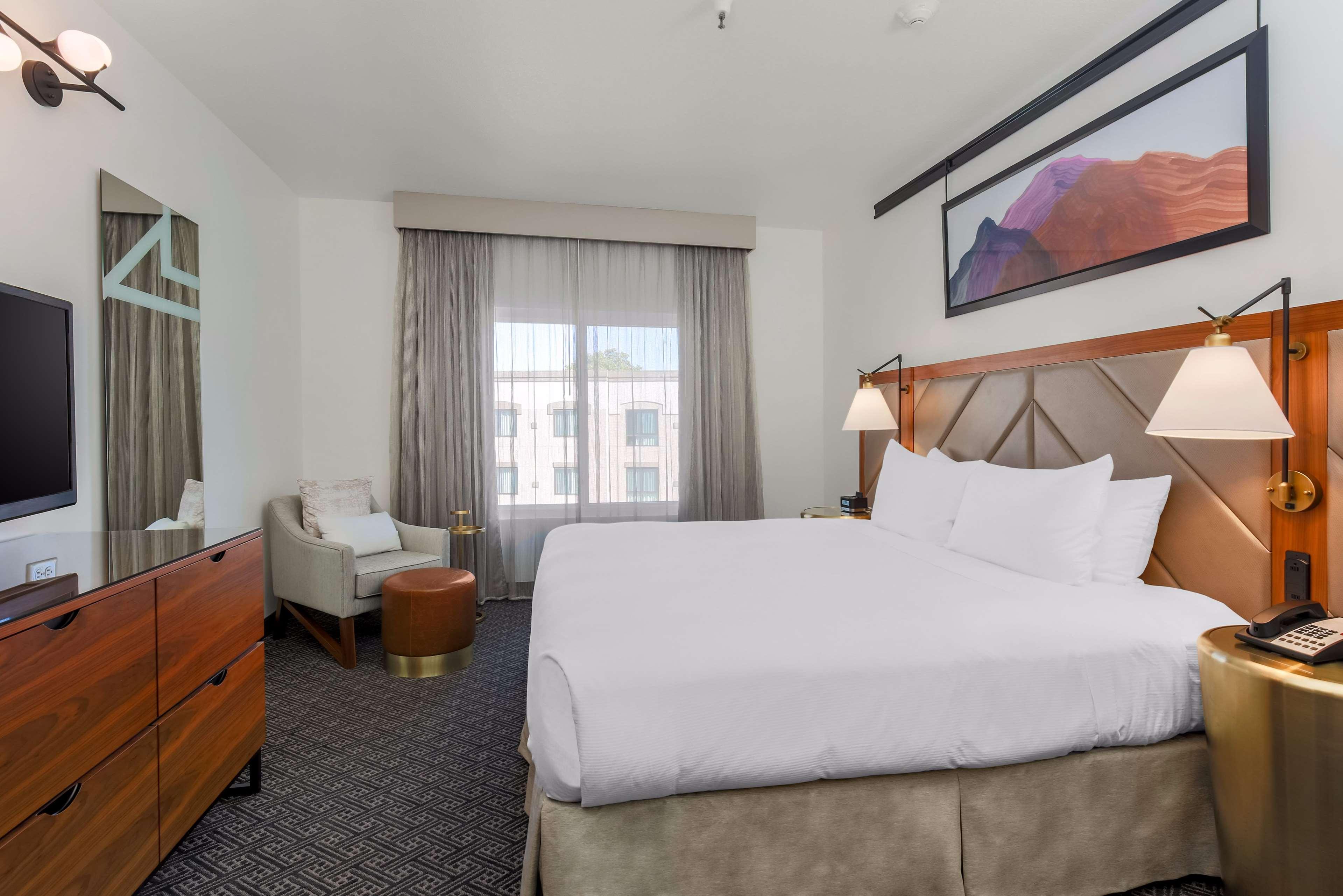 Doubletree Suites By Hilton Hotel Sacramento - Rancho Cordova Exterior foto